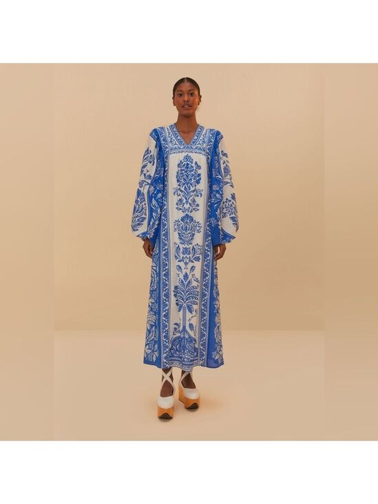 FARM Rio Dresses & Skirts - Farm Rio Off-White Delicate Tapestry Long Sleeve Maxi Dress